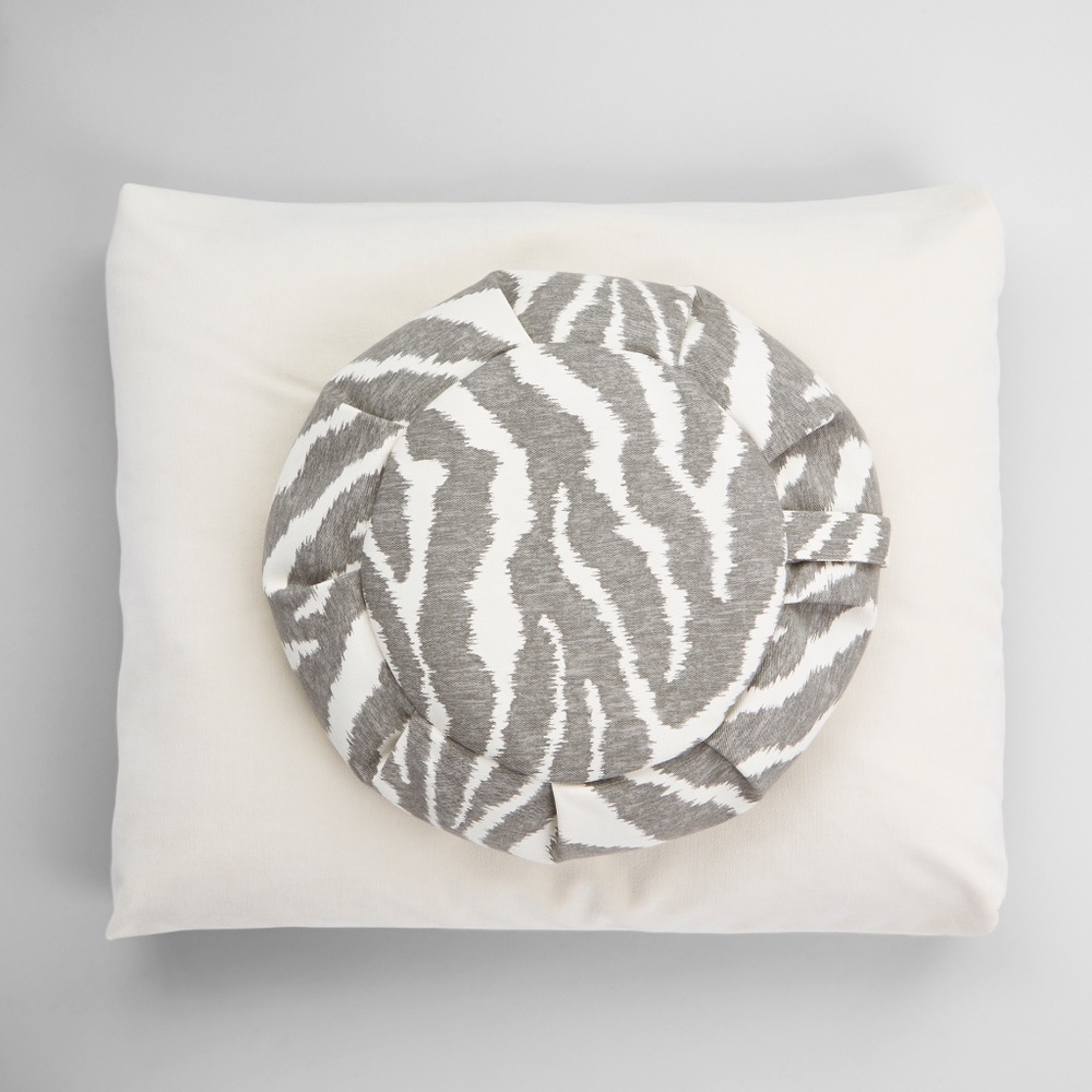 MEDITATION CUSHION SET-ZAFU & ZABUTON MADE BY SATYA-CREAM/GREY